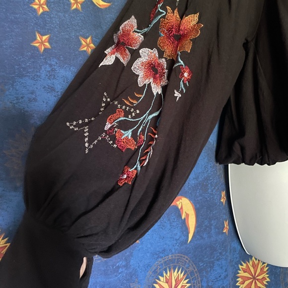 Free People Lita Black Embroidered Bell Sleeve Blouse XS - Picture 8 of 13